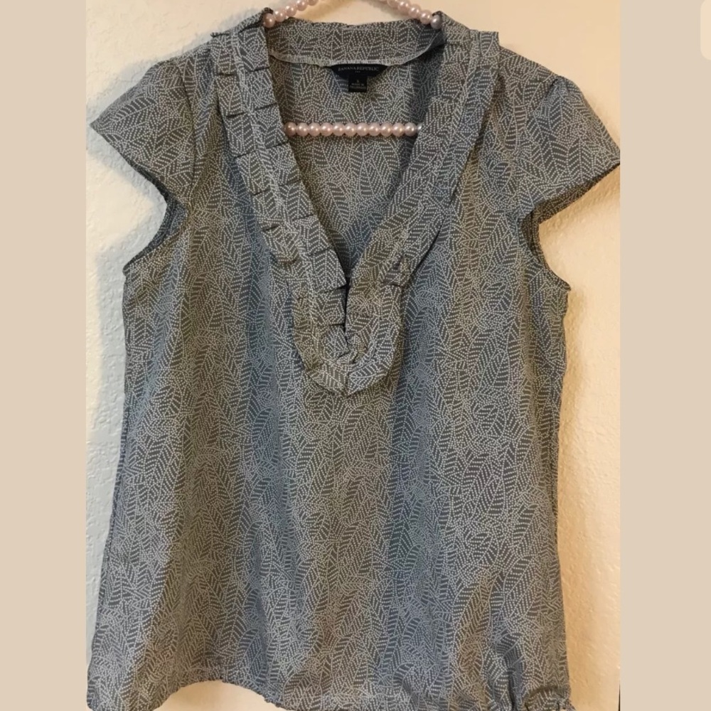 Banana Republic Polka Dot Ruffle Blouse Top V Neck